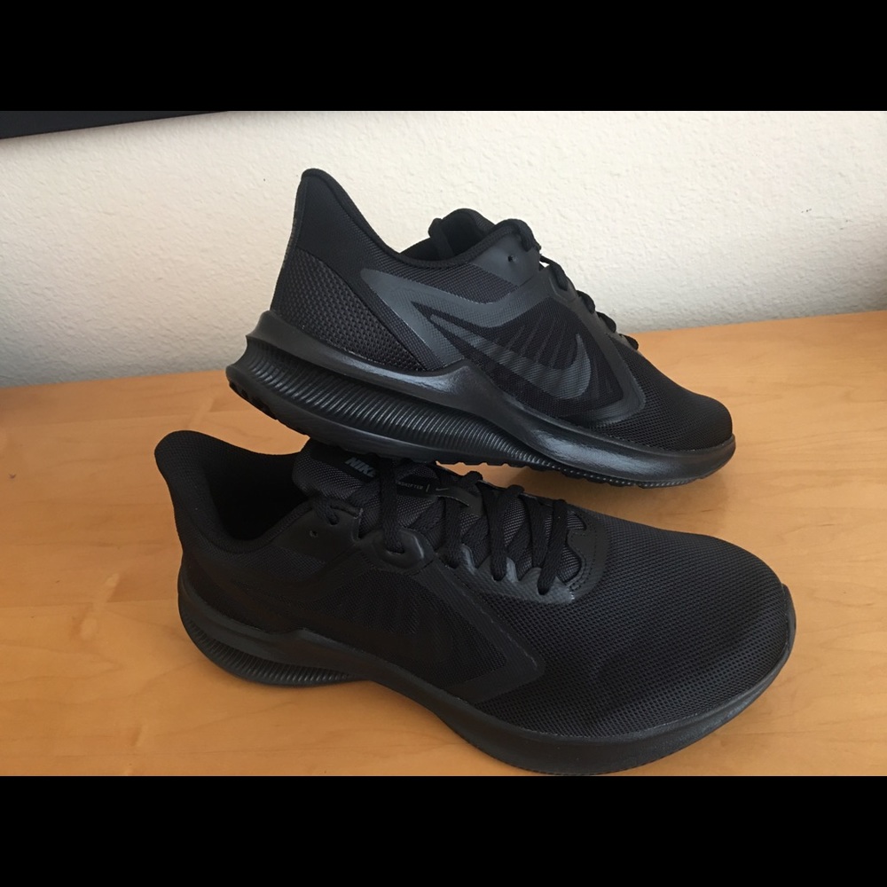 Men’s Nike - Picture 3 of 6